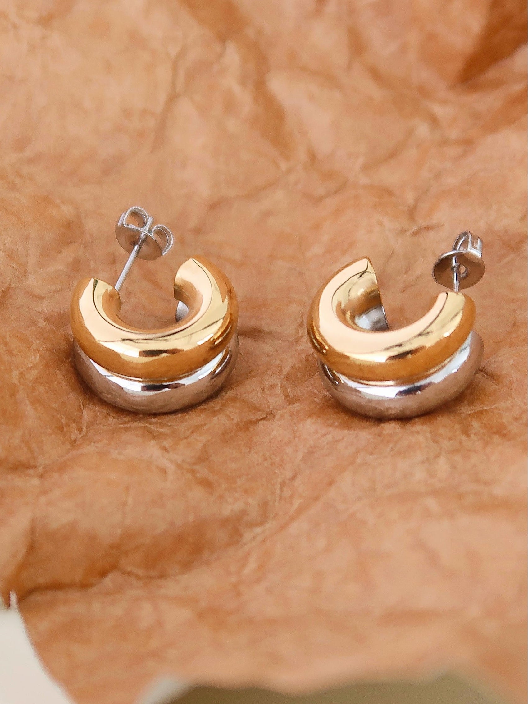 Double C-hoop Earring - Emma