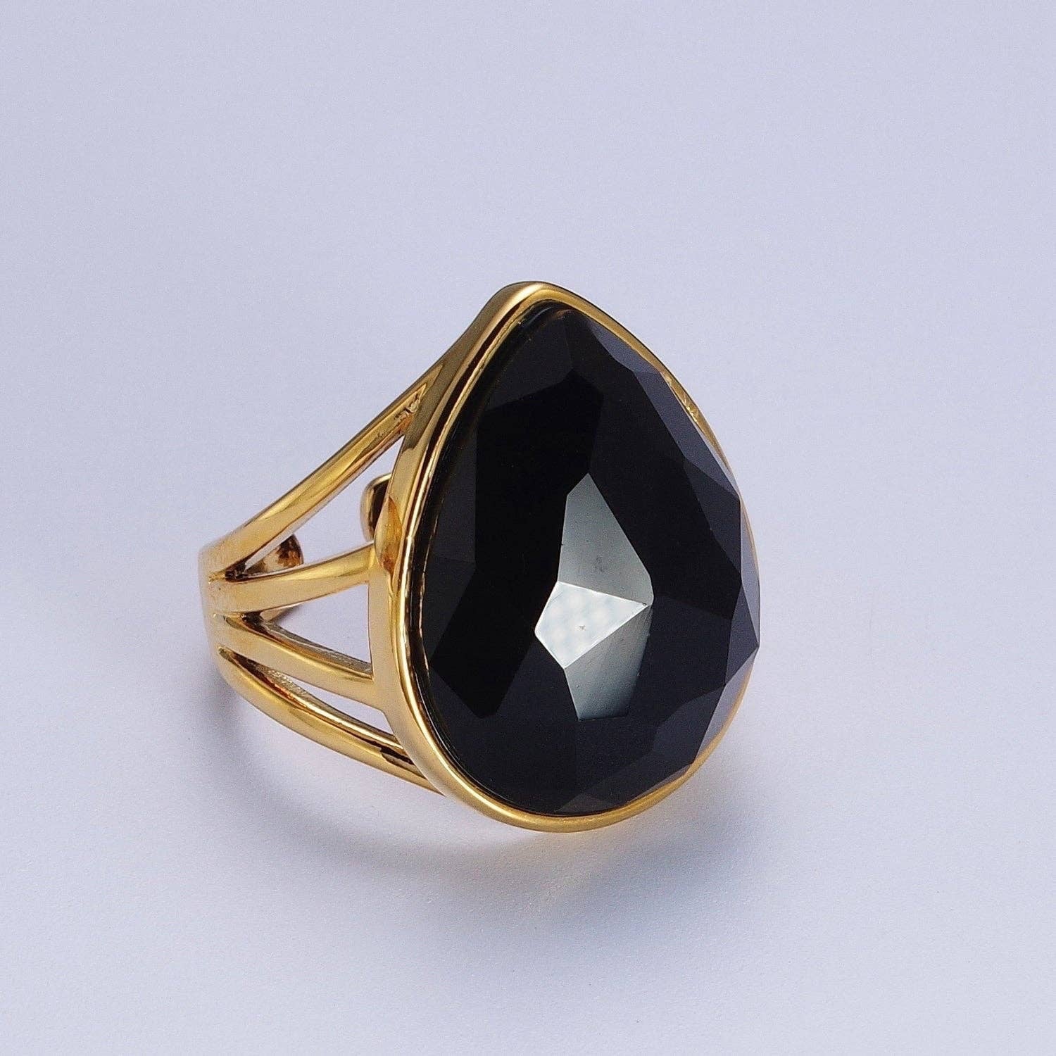 Gold Filled Multifaceted Teardrop Gemstone Ring Onyx. Our Gold Filled Multifaceted Teardrop Gemstone Ring from brass and gold-filled materials, this Single Stone/Solitaire Ring is a testament to our dedication to unique design.