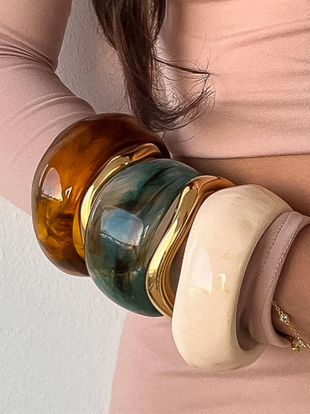 Modern Bold Statement Resin Bangle - Caelia