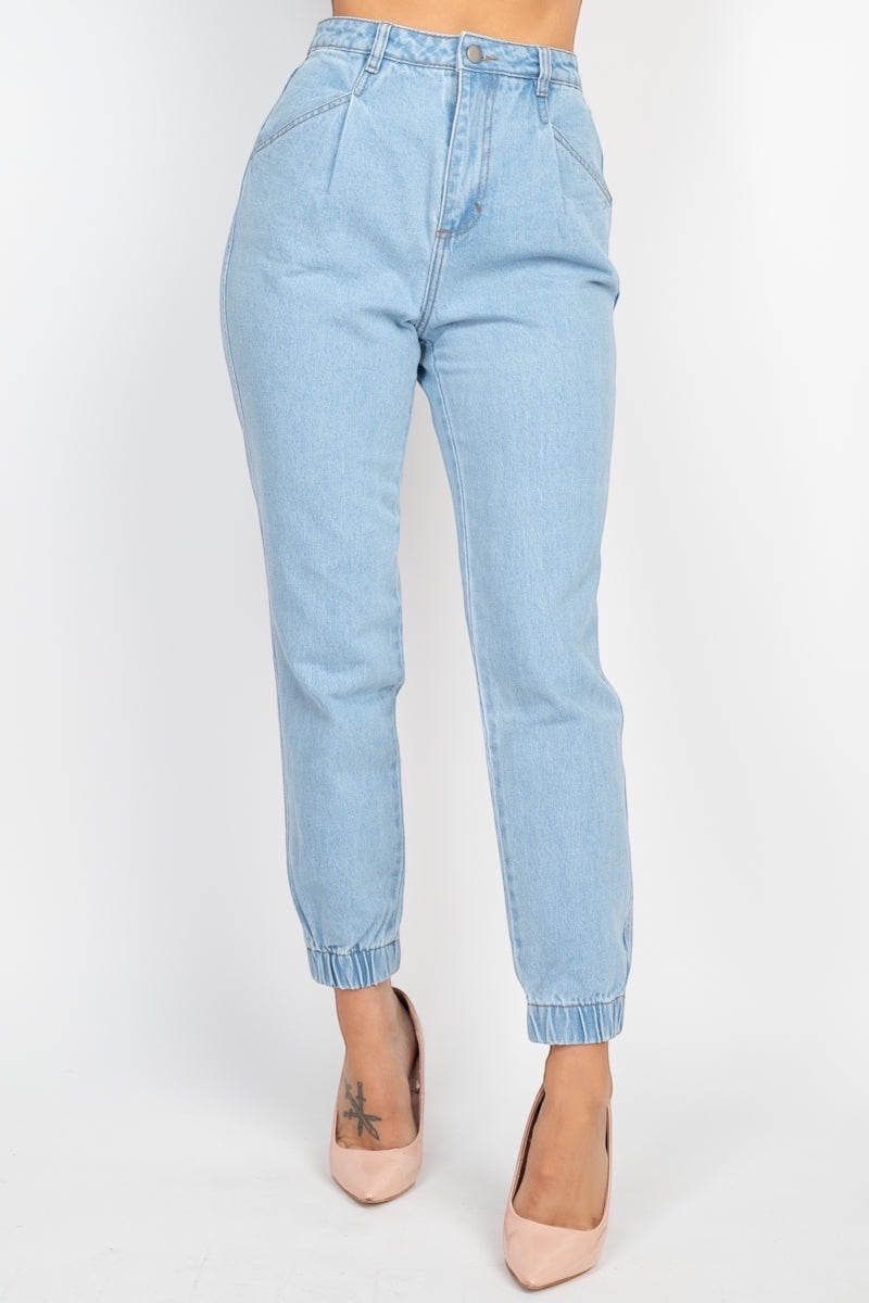 Elastic Cuffed Sweatpants Jeans are here to flip the script. Crafted from 100% cotton, they're the rebellious love child of your favorite sweatpants and classic denim, complete with a high waist, front pleats, and slanted side pockets that actually work.