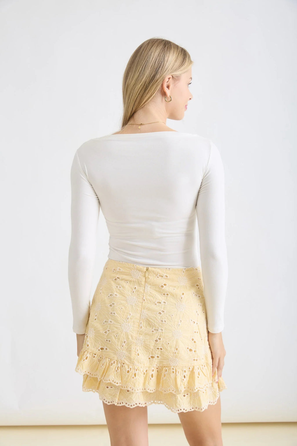 BOAT NECK PINTUCK DETAIL LONG SLEEVE KNIT TOP