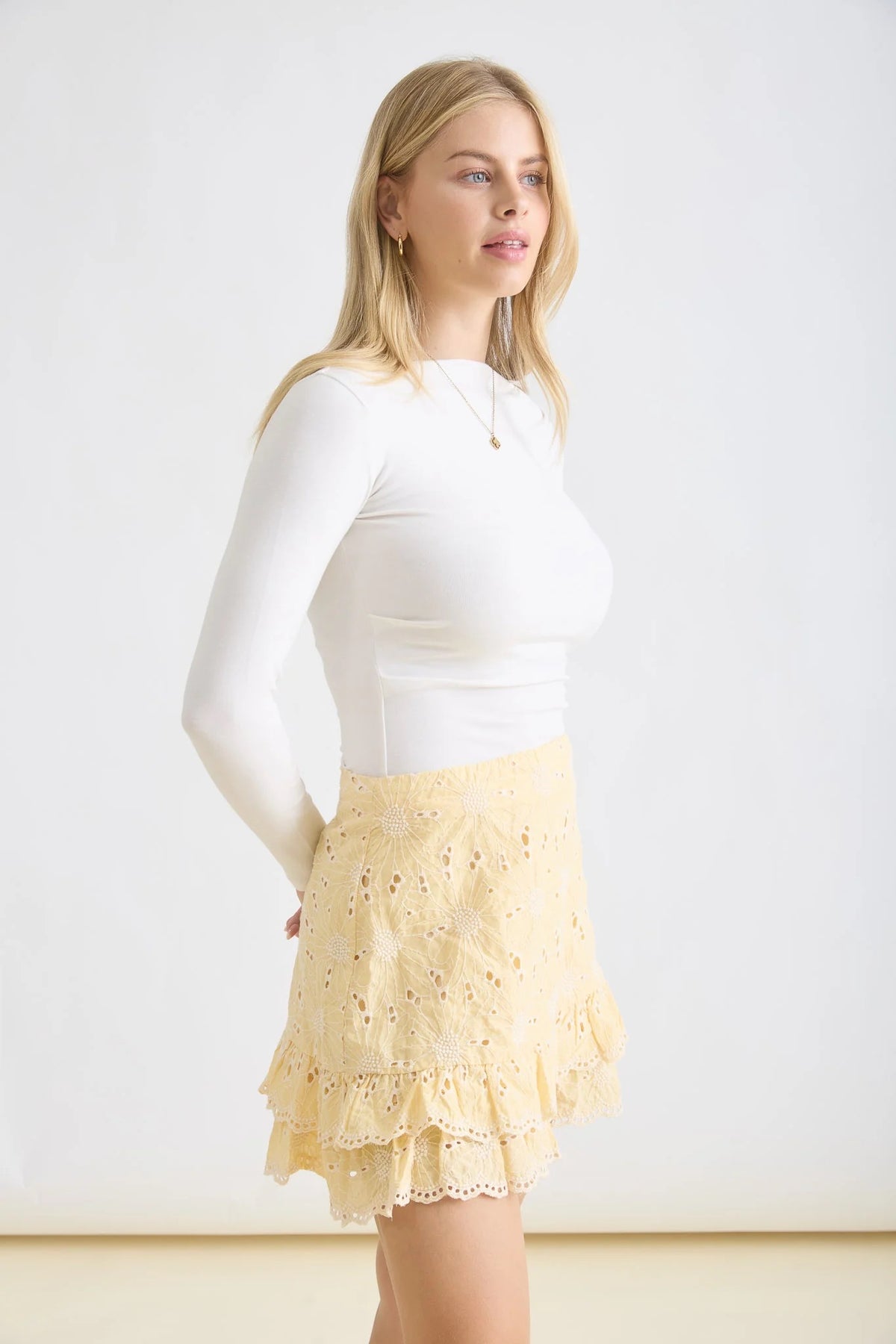 BOAT NECK PINTUCK DETAIL LONG SLEEVE KNIT TOP