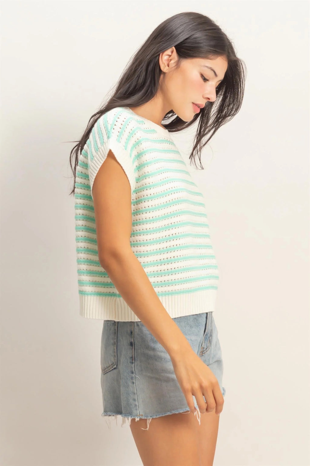 Striped Sleeveless Crew Neck Top