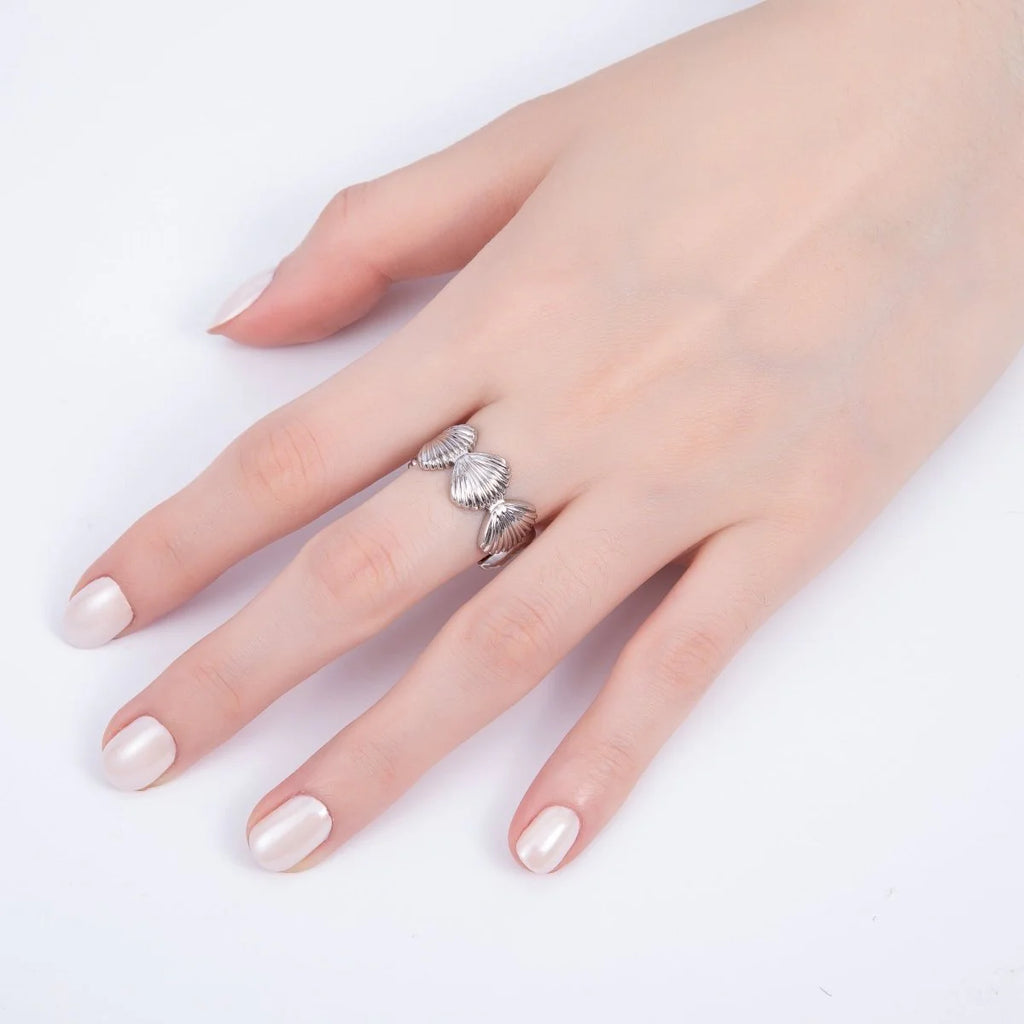 Shell Adjustable Ring